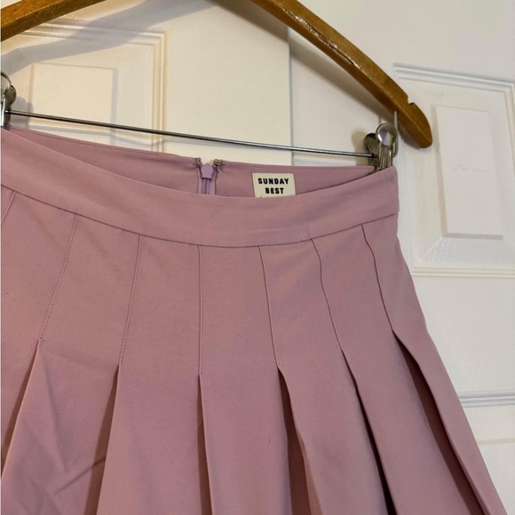 ARITZIA Sunday best Pink Pleated Skirt - Picture 2 of 4